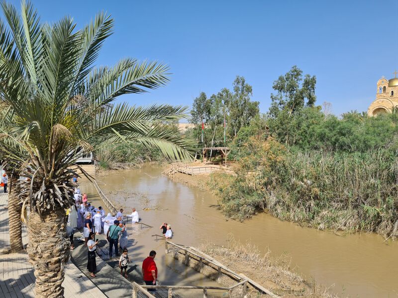 File:JordanRiver Baptise20230422 154044.jpg